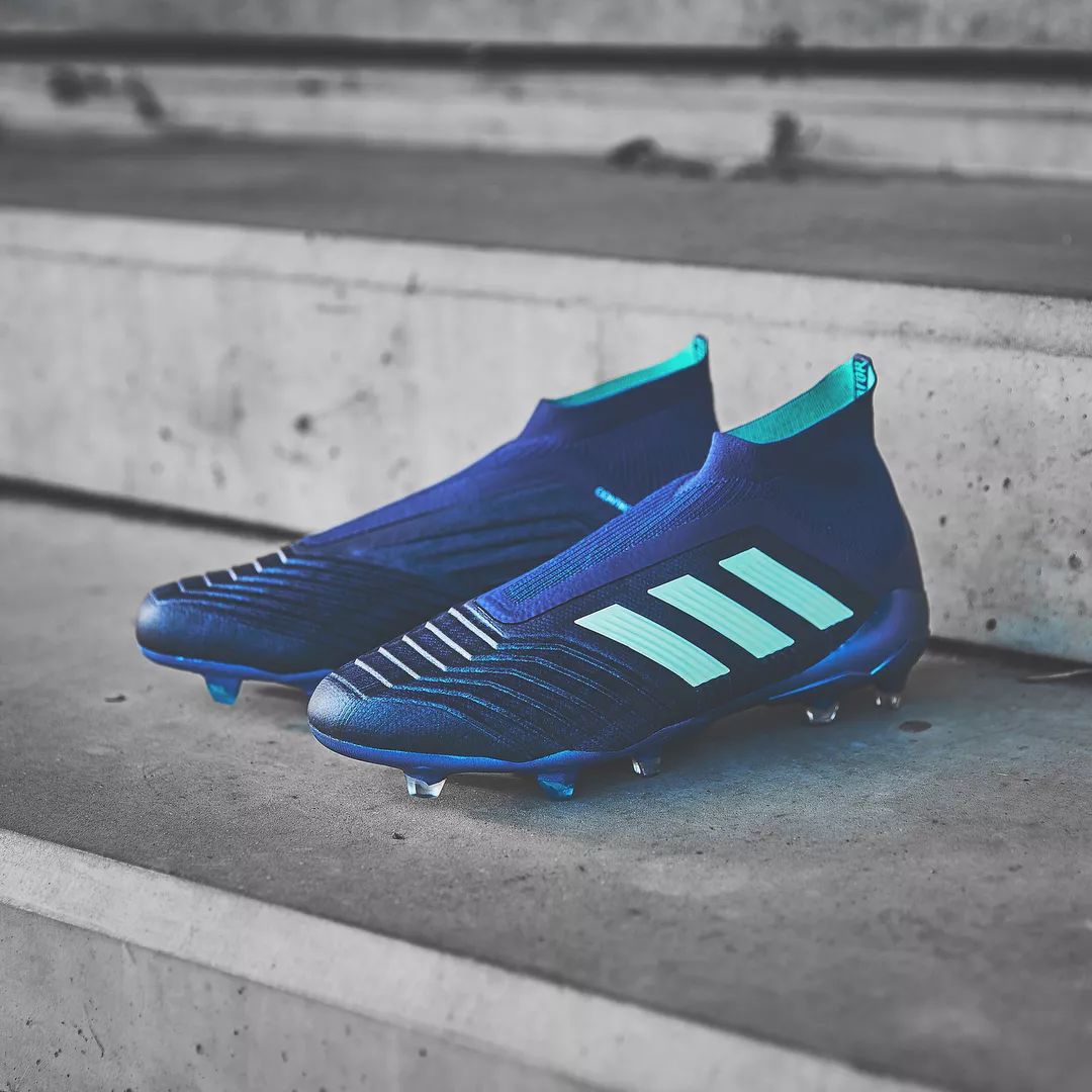 包含克里夫兰骑士内部会议纪要流出——赛前造点机会；欧冠使命明确；训练强度明显提升的词条