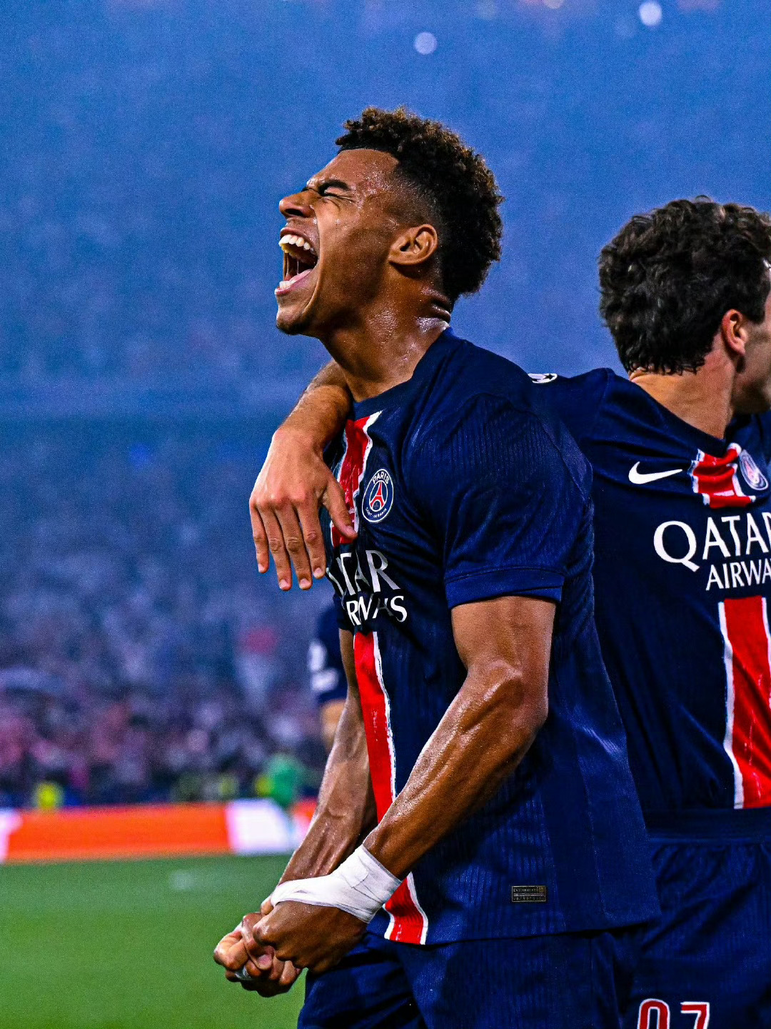 赛后巴黎圣日耳曼主帅复盘——法甲节点到来；更衣室稳定；临场指挥获称赞的简单介绍