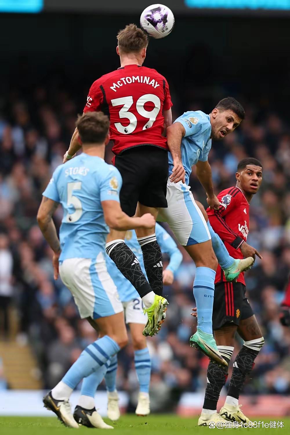 包含英超赛程吃紧，比利亚雷亚尔国际比赛日扳平良机，话题不断，临场指挥获称赞的词条